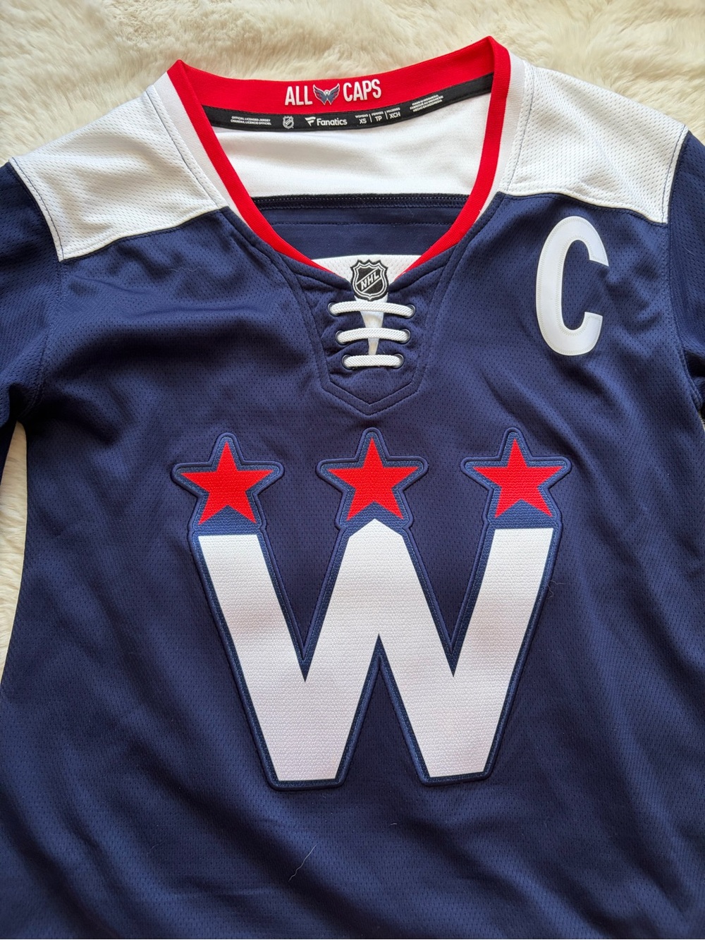 Washington Capitals Ovechkin Jersey - Womens XS - Picture 4 of 4